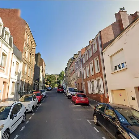 Les Beaux Volumes - Grand T2 Rénové Confort